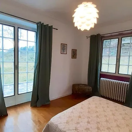 Ferienhaus Maison Spacieuse A